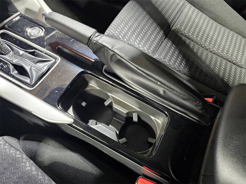 2024 Mitsubishi Eclipse Cross ES