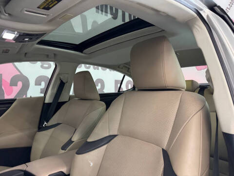 2020 Lexus ES 350