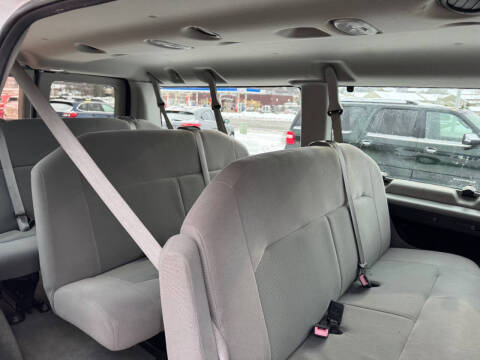 2012 Ford E-Series E-150 XLT