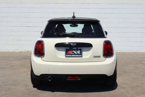 2019 MINI Hardtop 2 Door Cooper