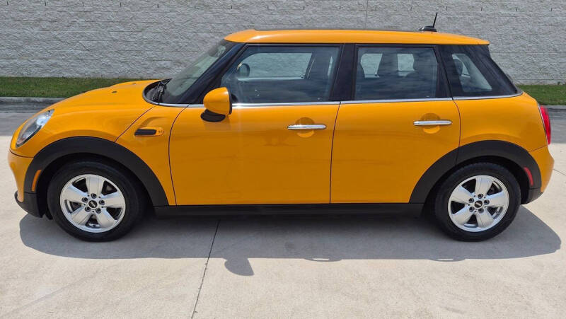 2016 MINI Hardtop 4 Door Cooper