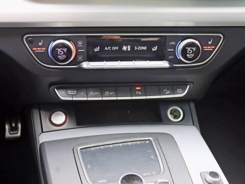 2018 Audi SQ5 3.0T quattro Premium Plus