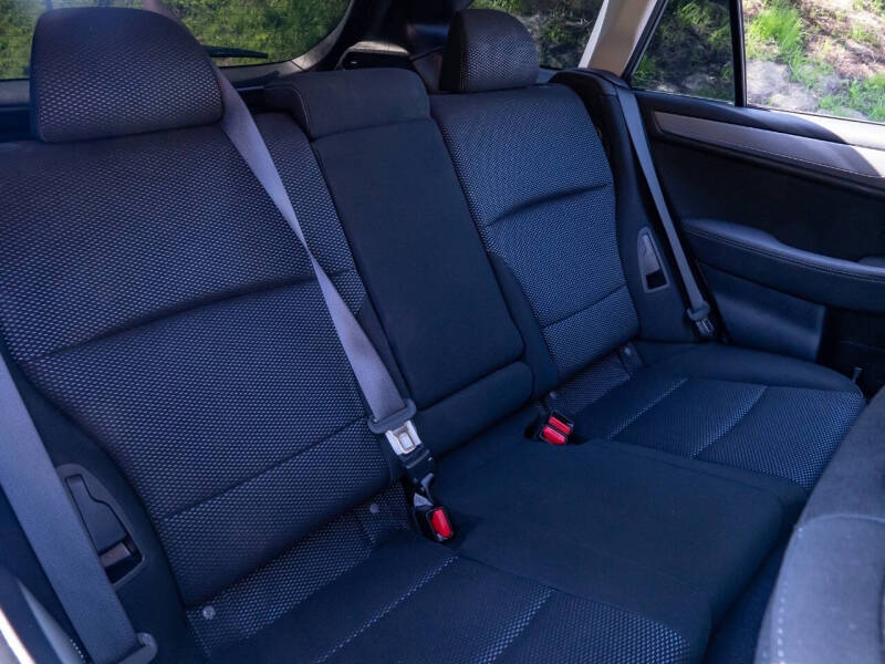 2019 Subaru Outback 2.5i