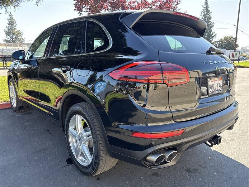 2017 Porsche Cayenne S E-Hybrid