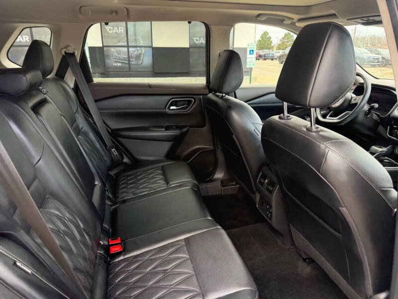 2021 Nissan Rogue Platinum