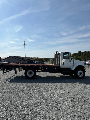 2003 International WorkStar 7300