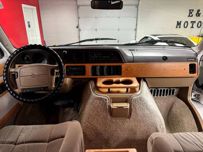 1997 Dodge Ram Van 2500
