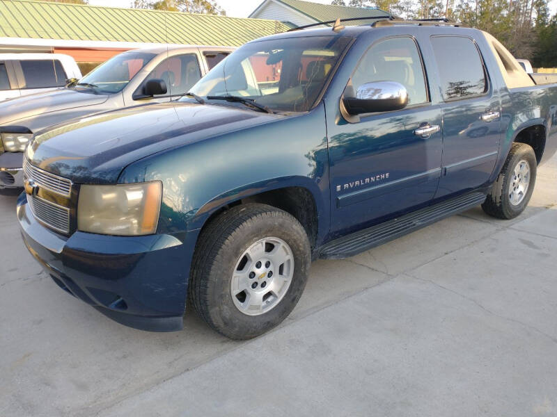 2007 Chevrolet Avalanche for sale at J & J Auto of St Tammany in Slidell LA