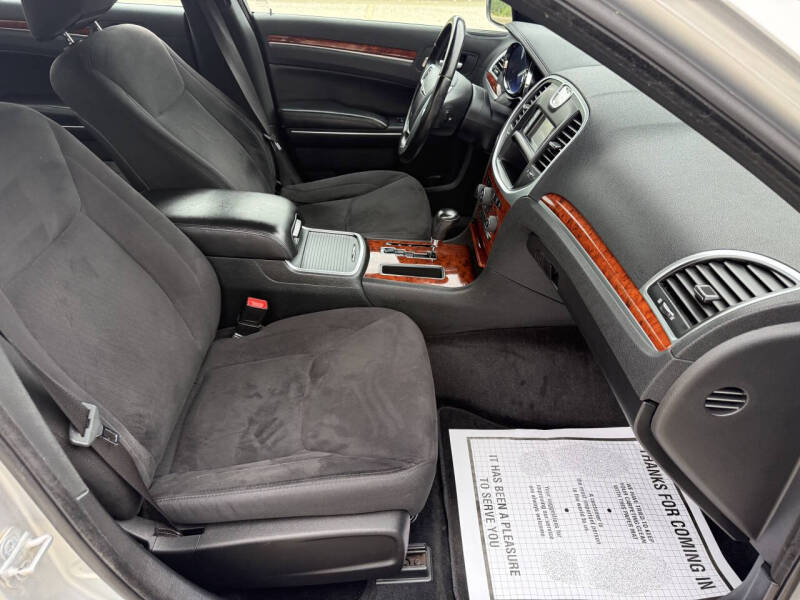 2012 Chrysler 300