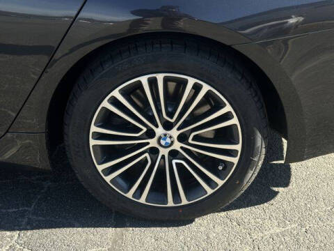 2019 BMW 5 Series 540i