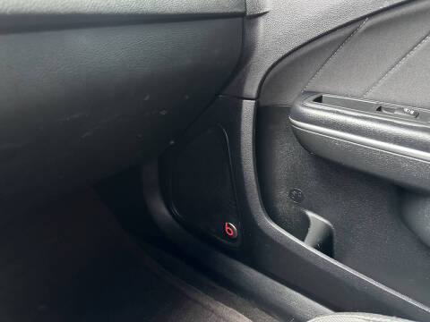 2015 Dodge Charger SXT