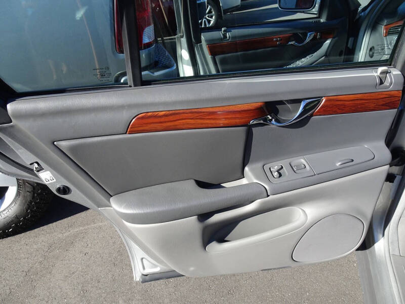 2005 Cadillac DeVille