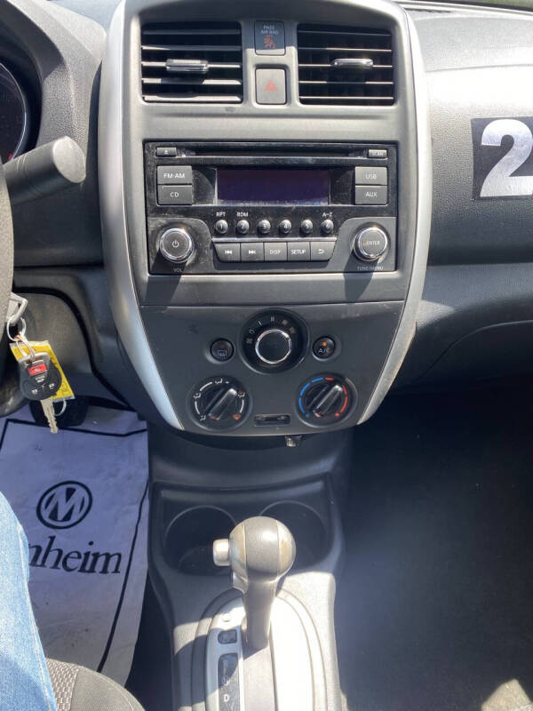 2016 Nissan Versa 1.6 S