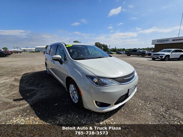 2017 Chrysler Pacifica Touring Plus