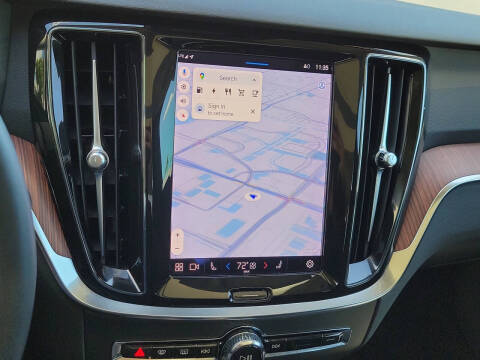 2024 Volvo S60 Recharge T8 Plus Dark Theme