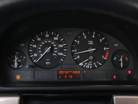 2001 BMW 5 Series 525i