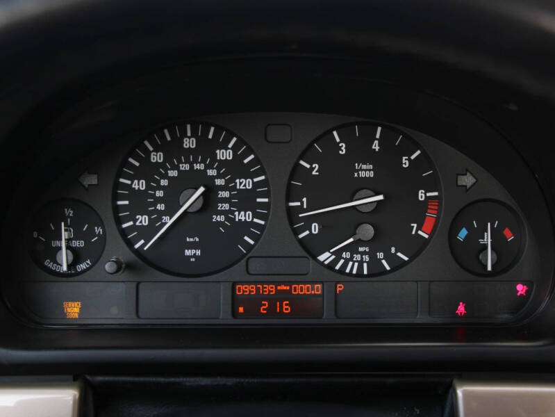 2001 BMW 5 Series 525i