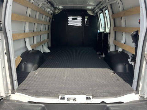 2025 GMC Savana 2500