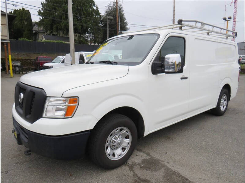 2017 Nissan NV