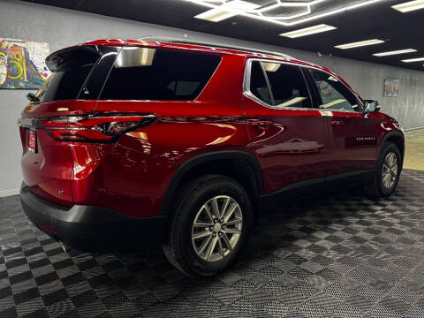 2022 Chevrolet Traverse LT Cloth