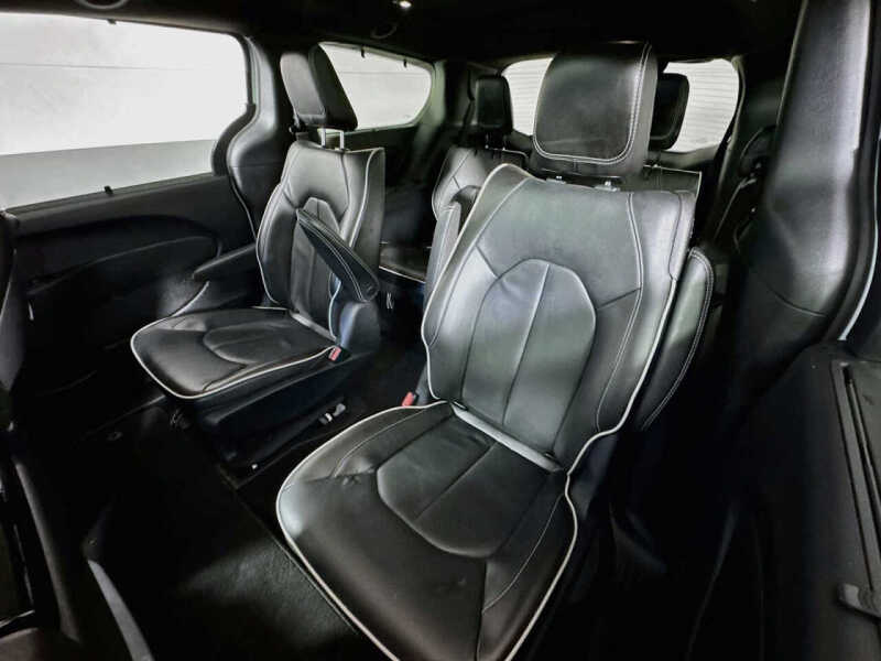 2023 Chrysler Pacifica Plug-In Hybrid Limited