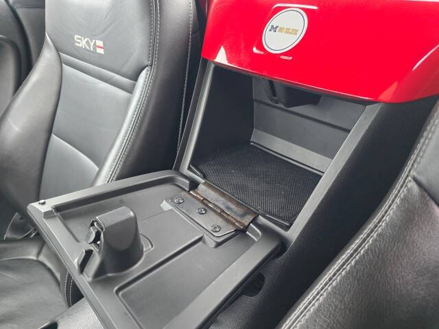 2008 Saturn SKY Red Line