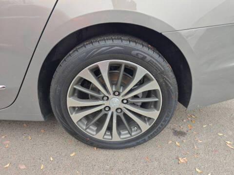 2017 Buick LaCrosse Premium