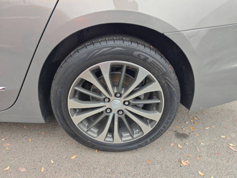 2017 Buick LaCrosse Premium