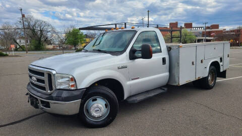 2006 Ford F-350 Super Duty for sale at TJ Auto Sales LLC in Fredericksburg VA