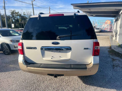 2014 Ford Expedition XLT