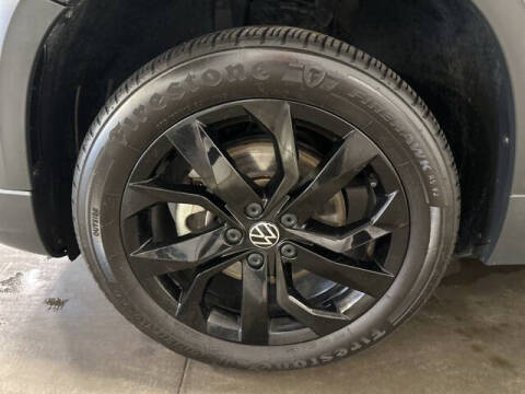 2022 Volkswagen Taos SE 4Motion