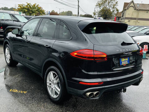 2015 Porsche Cayenne S