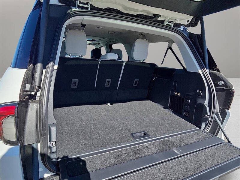 2025 Lincoln Navigator L Reserve