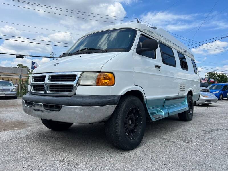 1999 Dodge Ram Van for sale at ROADSTERS AUTO in Houston TX