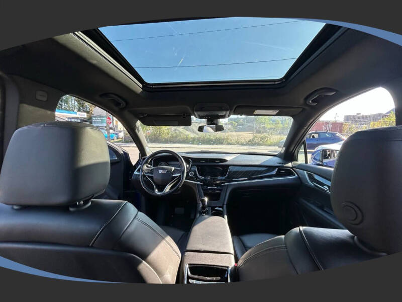 2023 Cadillac XT6 Premium Luxury