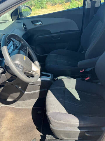 2015 Chevrolet Sonic LT Auto