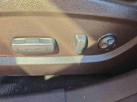 2016 Hyundai Santa Fe SE