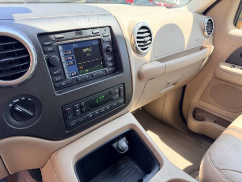 2004 Ford Expedition Eddie Bauer