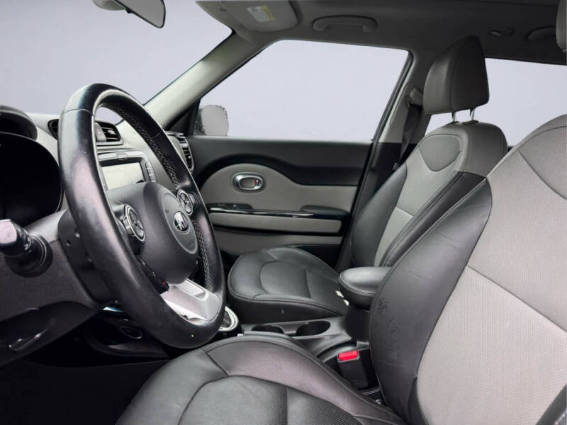2019 Kia Soul +