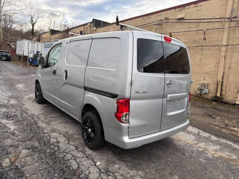 2014 Nissan NV200 SV