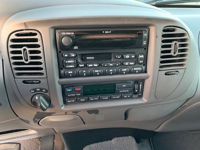 2003 Ford F-150 Lariat