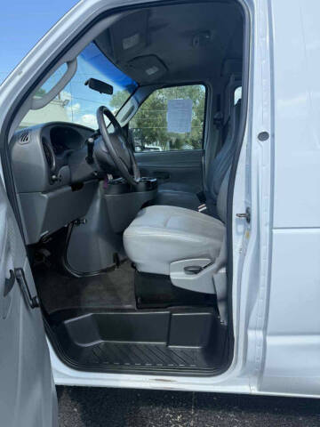 2006 Ford E-Series E-250