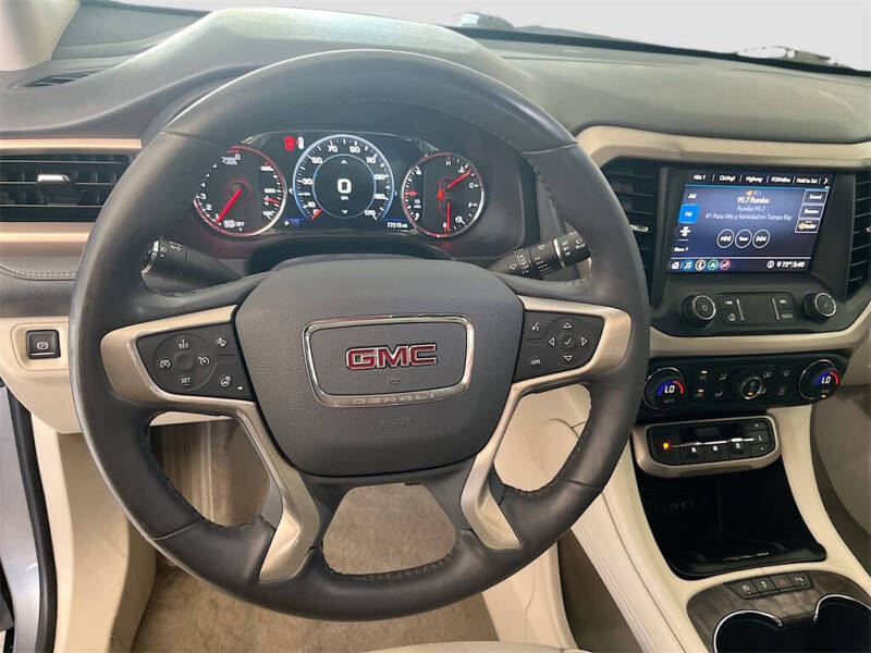 2020 GMC Acadia Denali