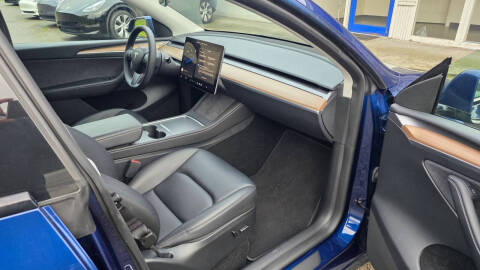 2023 Tesla Model Y Performance