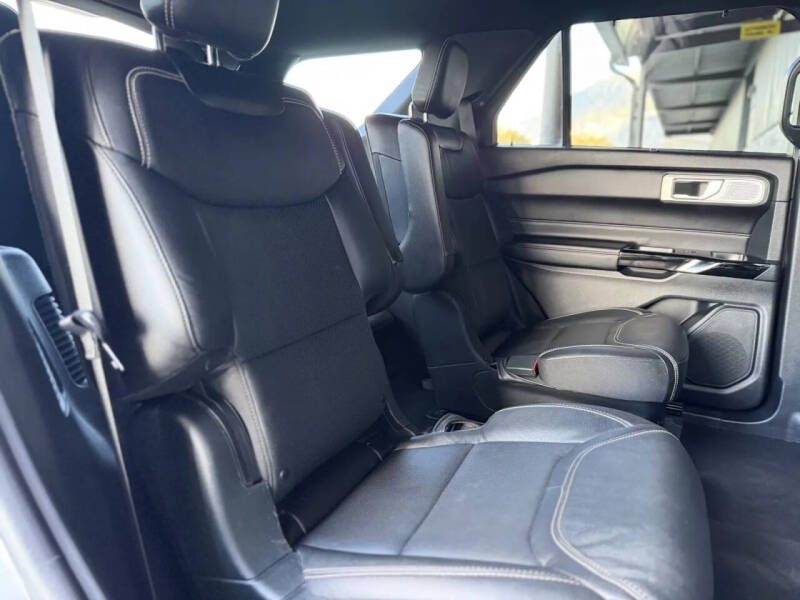 2021 Ford Explorer ST