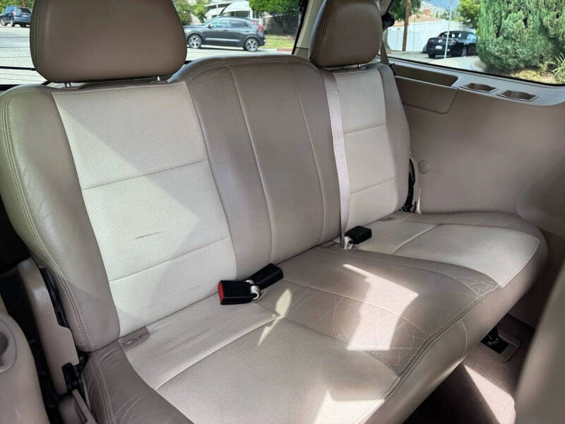 2001 Ford Windstar Limited