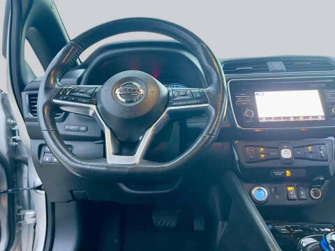 2018 Nissan LEAF SV