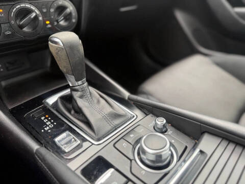 2017 Mazda MAZDA3 Sport