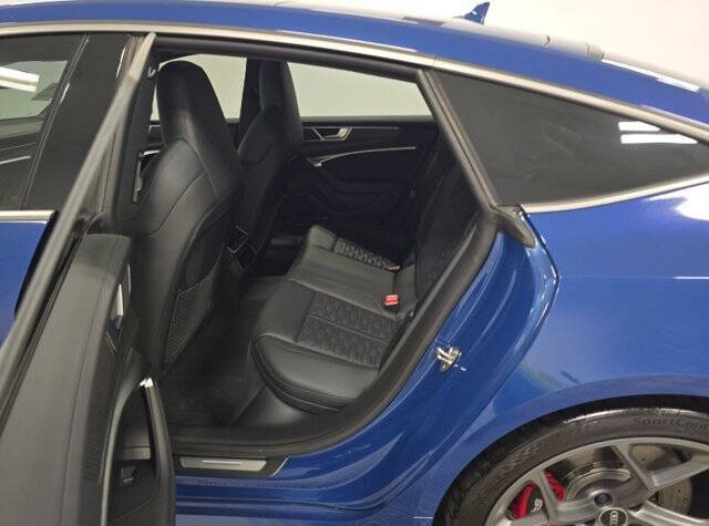 2024 Audi RS 7 4.0T quattro performance