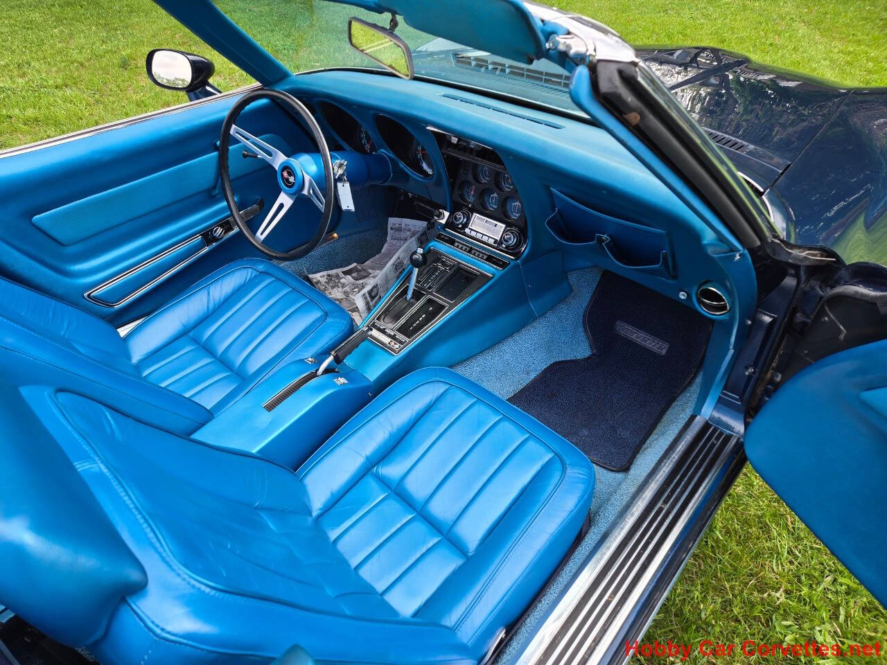 1969 Chevrolet Corvette 11